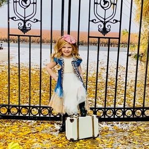 Meet your Posher, Christina